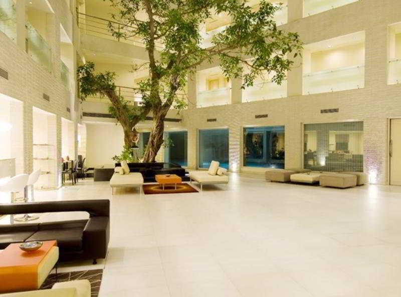 Avalon Courtyard Residence Suites Νέο Δελχί Εσωτερικό φωτογραφία