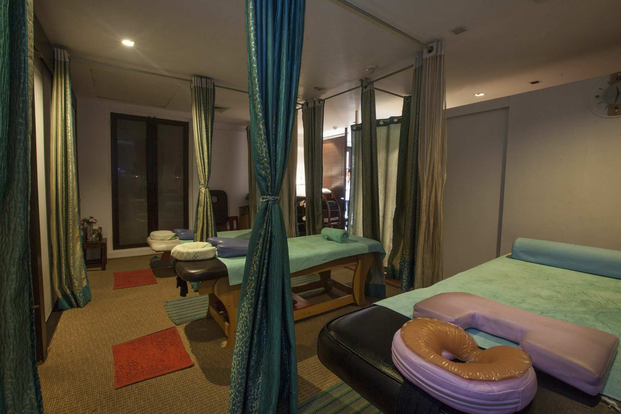 Avalon Courtyard Residence Suites Νέο Δελχί Εξωτερικό φωτογραφία